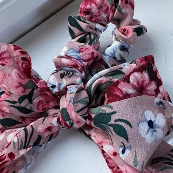 Anthropologie Pink Floral Hair Bow Scarf - Picture 3 of 5